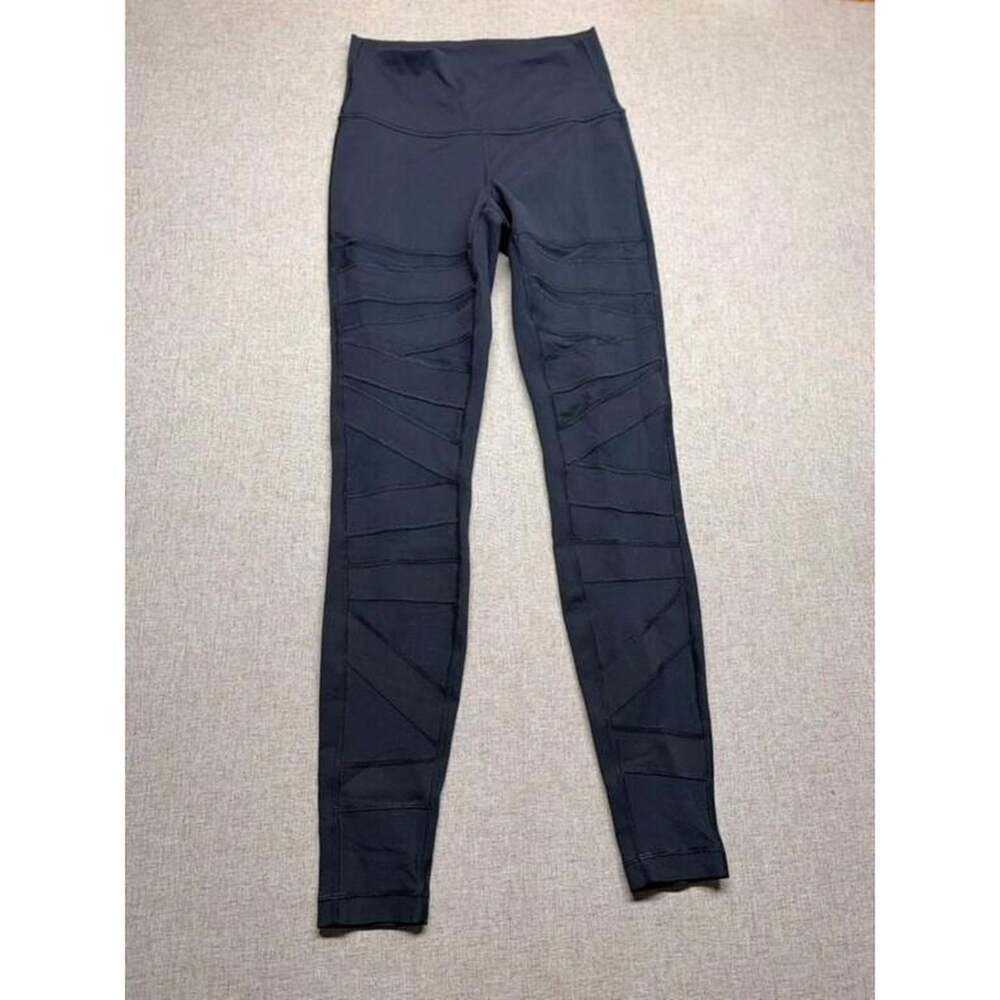Lululemon black high rise mesh